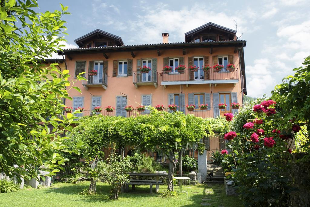 Il Giardinetto Apartment Verbania Luaran gambar