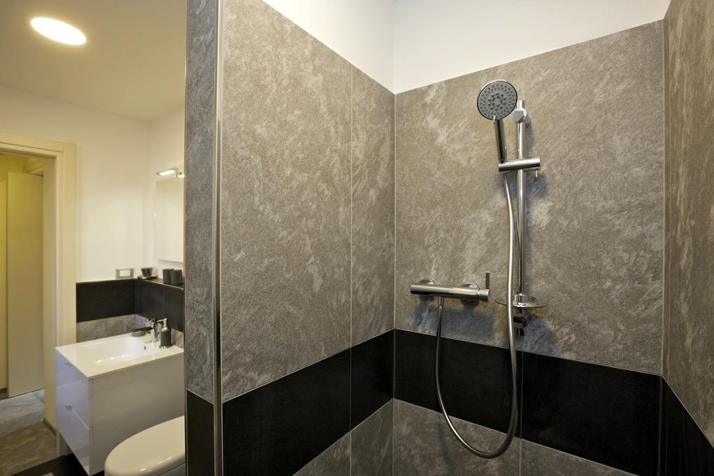 Il Giardinetto Apartment Verbania Luaran gambar